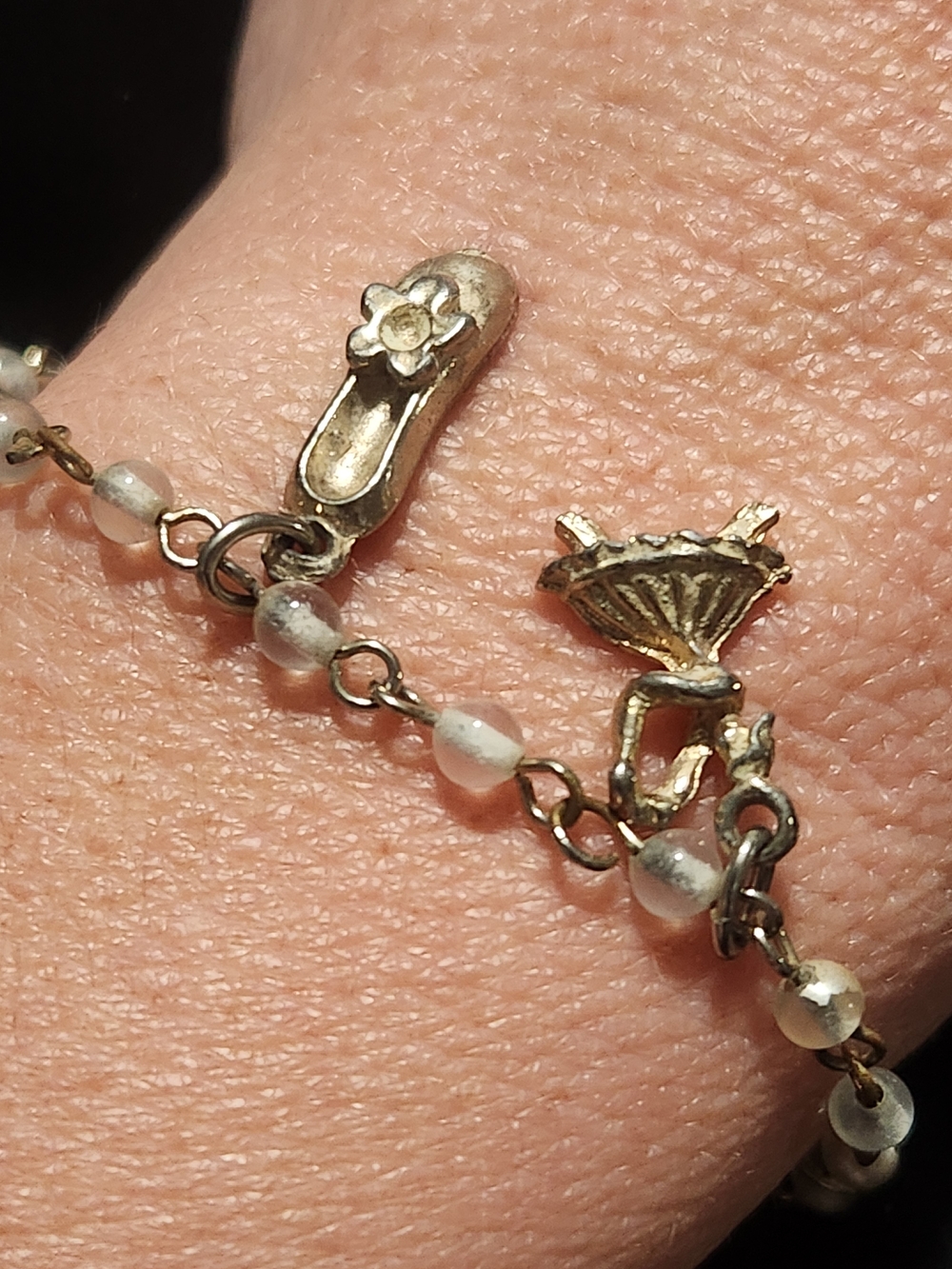 Vintage Japan Ballerina & Ballet Slipper Bead Charm Bracelet - Silver Tone - Picture 6 of 7